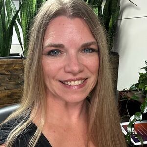 Meet your Posher, Mandy